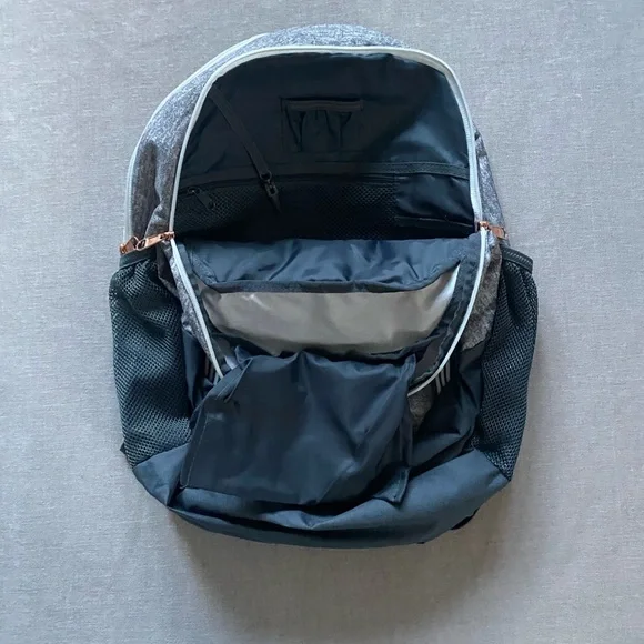 Adidas grey & white backpack. - Picture 5 of 11